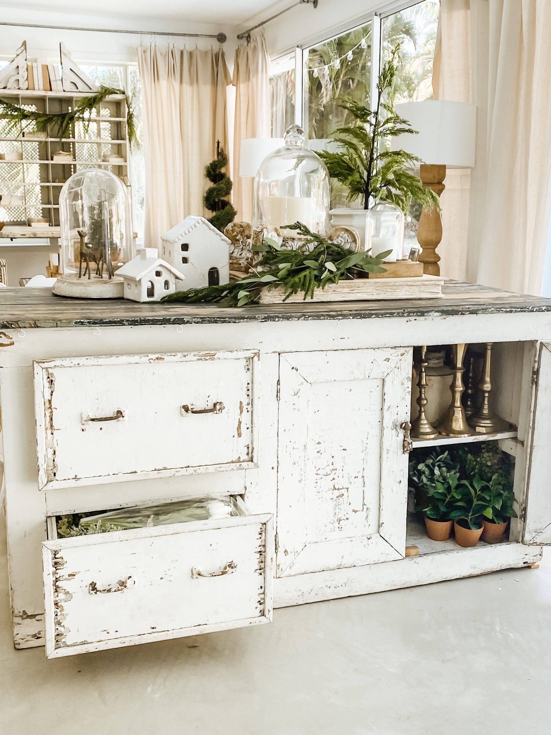 7 Steps to Organize Home Decor with Easy Storage Solutions - Robyn's French  Nest
