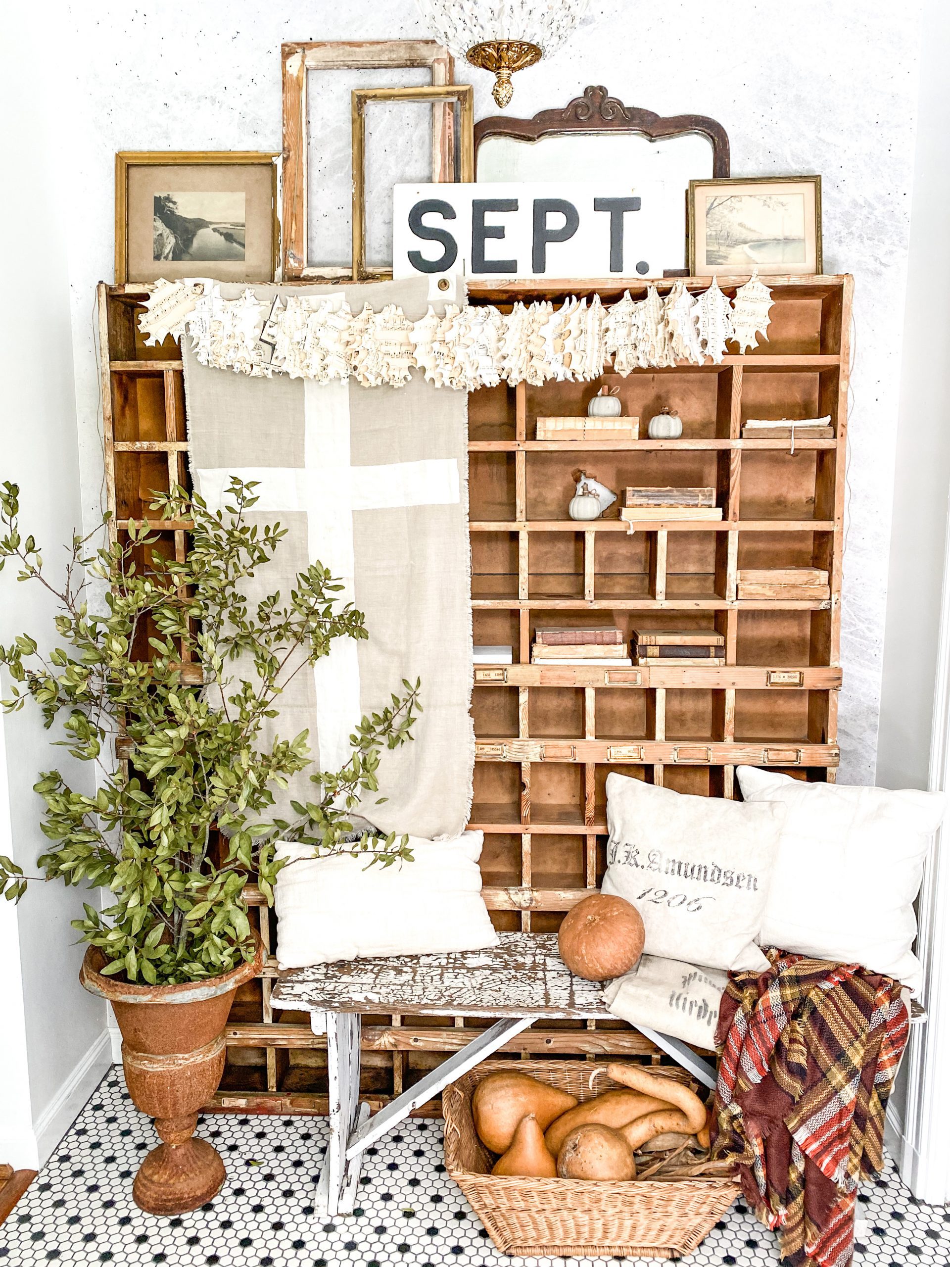 17 Beautiful Fall Decor Accessories and Favorites for Your Home ...