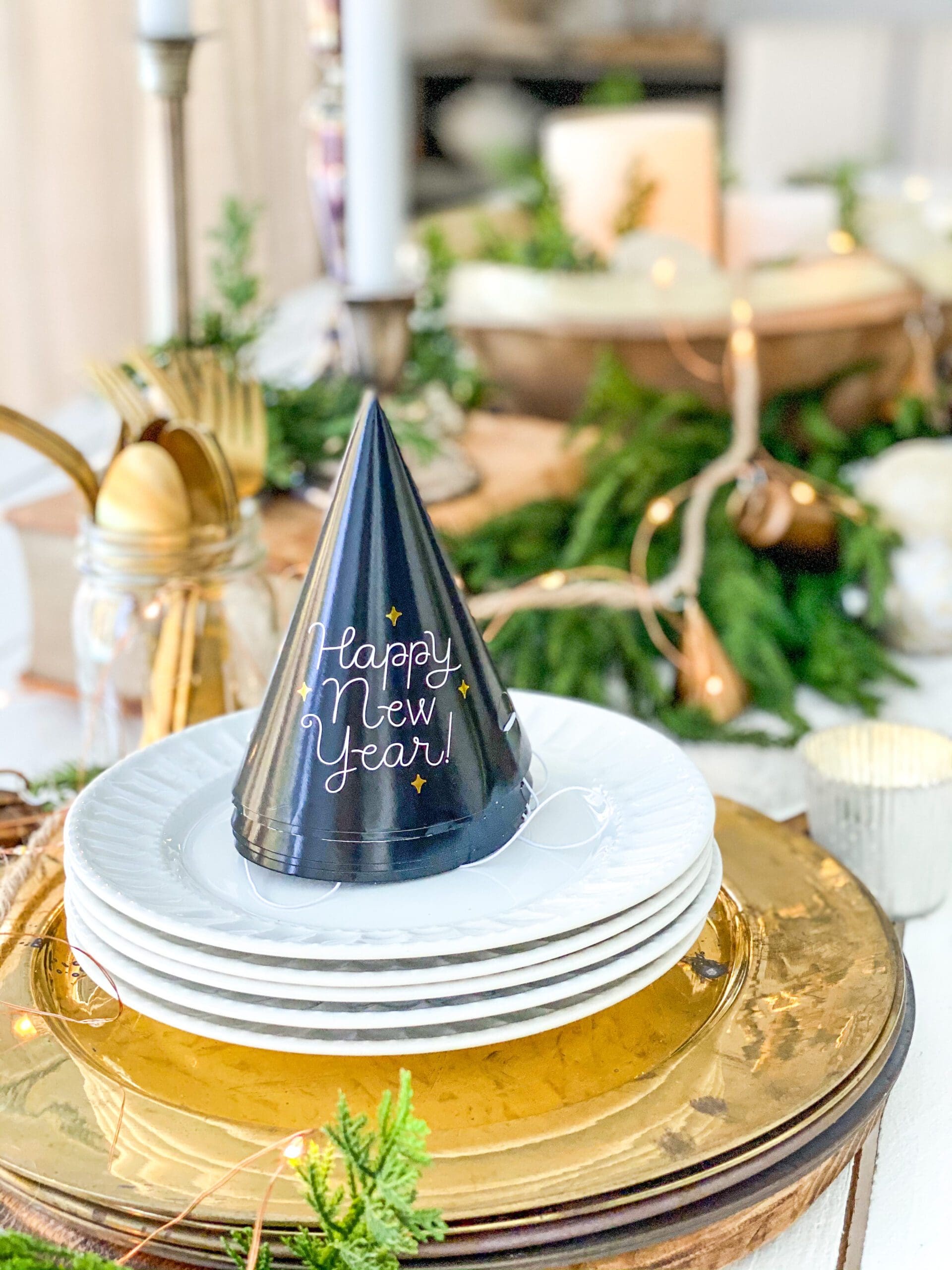 How to Make an Easy New Year’s Eve Centerpiece