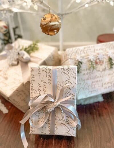 Elegant Vintage Gold Ribbon for Gift Wrapping
