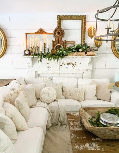 How to Make Beautiful Winter Mantel Decor - Robyn's French Nest