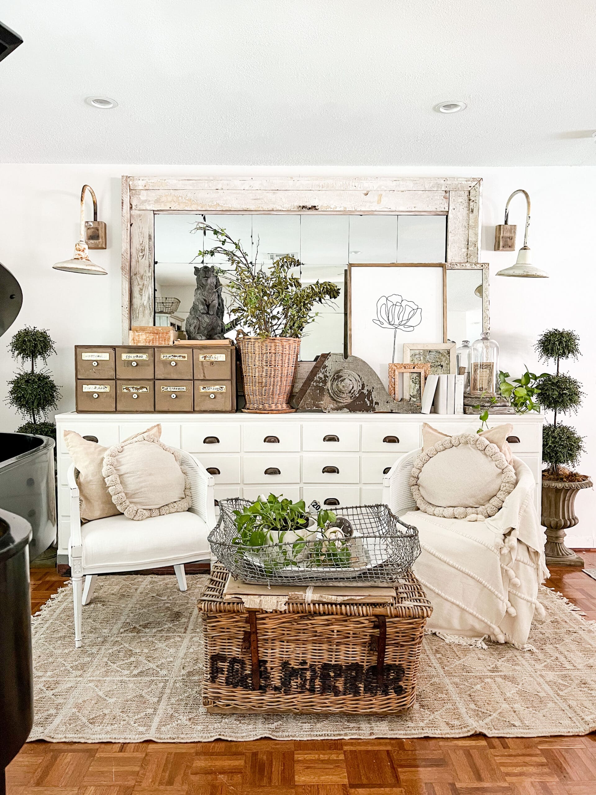 How To Decorate Your Home With Antiques And Vintage Finds