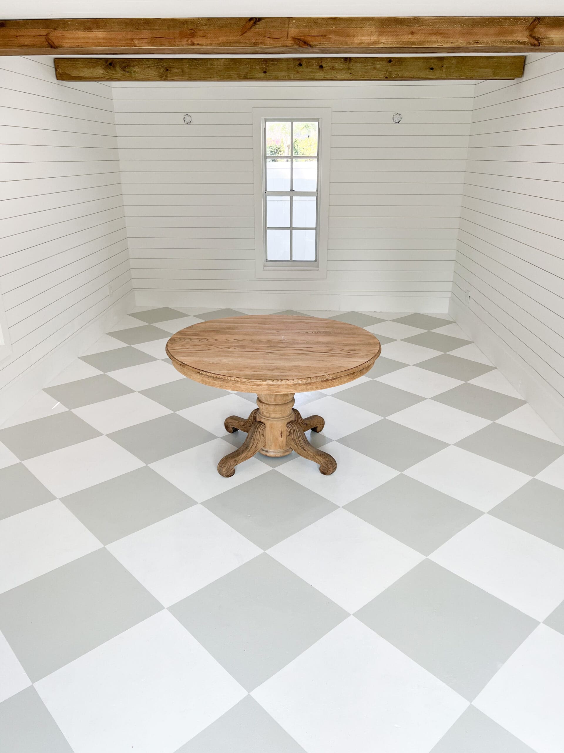 Get Inspired: Checkerboard Floors in Different Ways