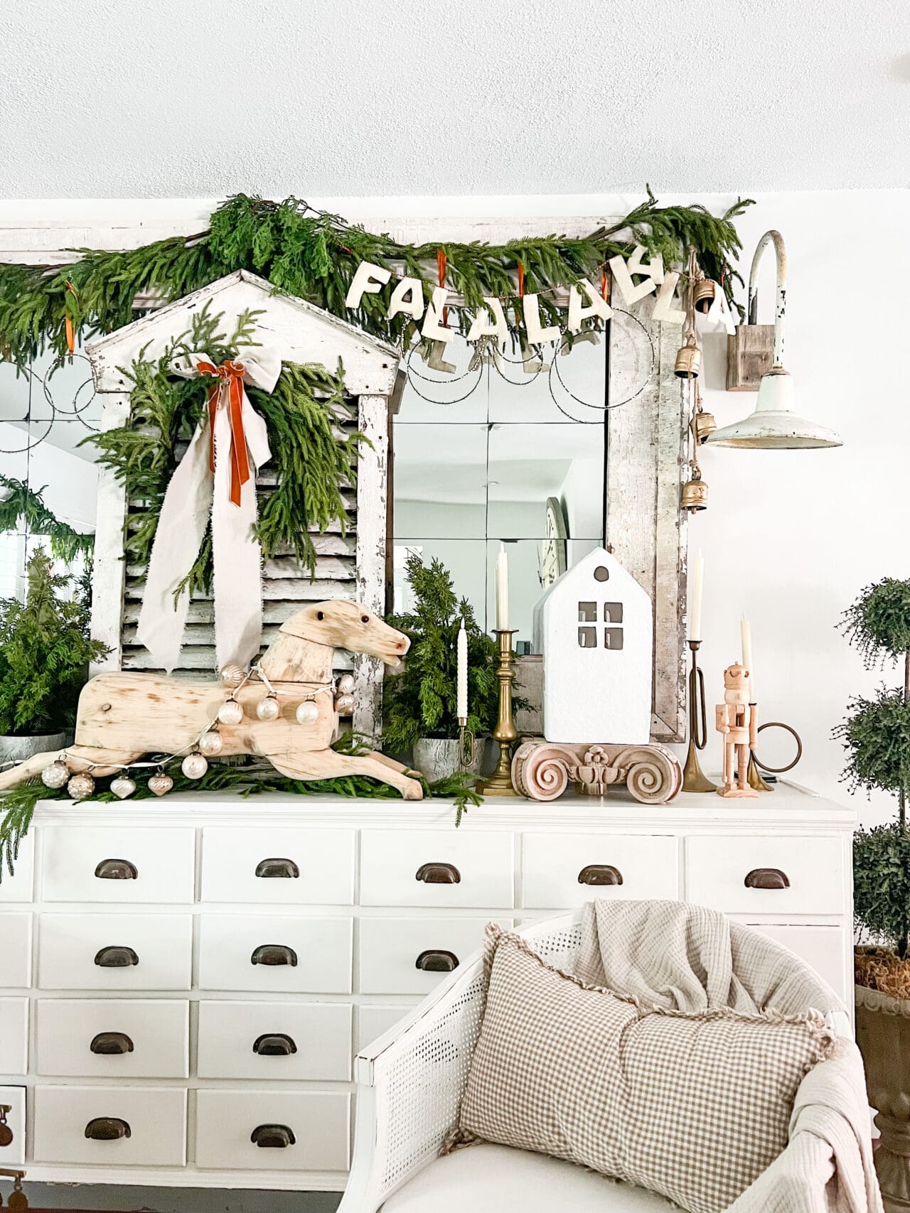 Easy Ideas to Decorate a Console Table for Christmas - Robyn's French Nest