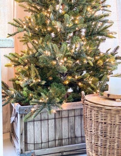 13 Best Ideas for Decorating a Sparse Christmas Tree - Robyn's French Nest